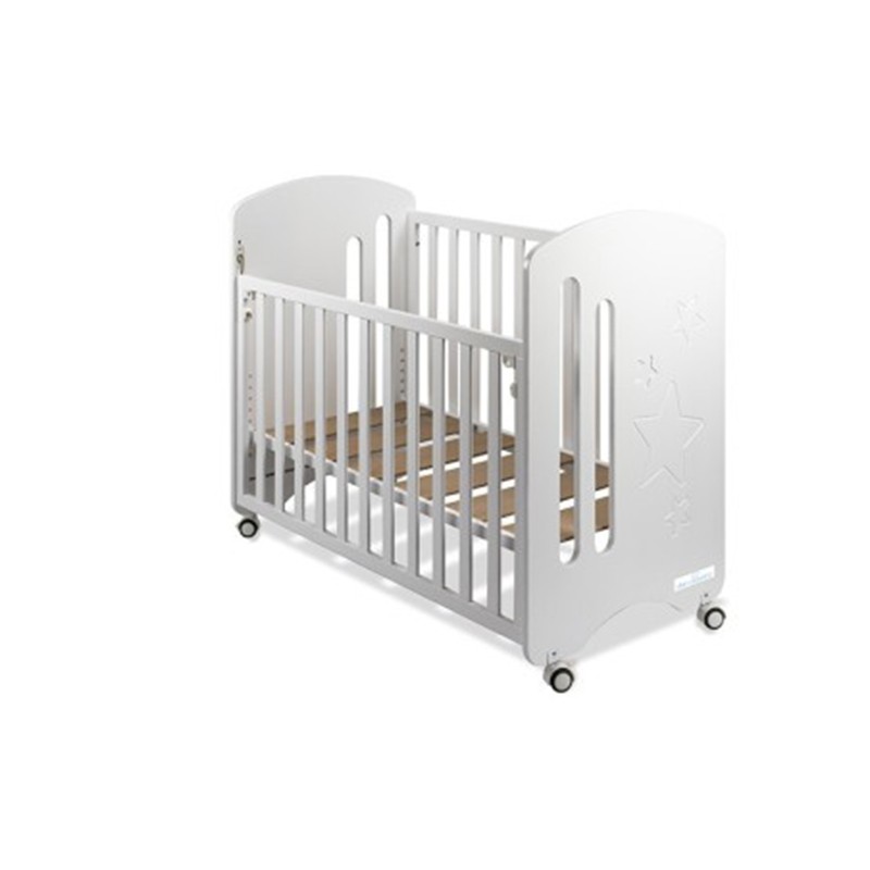 Cuna New Star de alta calidad para recién nacidos y lactantes, estructura estable y dimensiones 124x64x93 cm, compatible con colchón 60x120 cm, color blanco, uso diario en habitación infantil