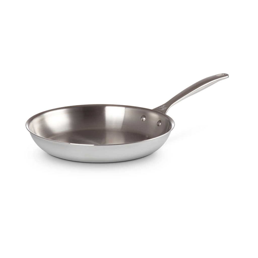 Sartén Baja de Alta Resistencia con Tecnología Multicapa 3-ply de Le Creuset, para Cocinar a Diario con Resultados Perfectos
