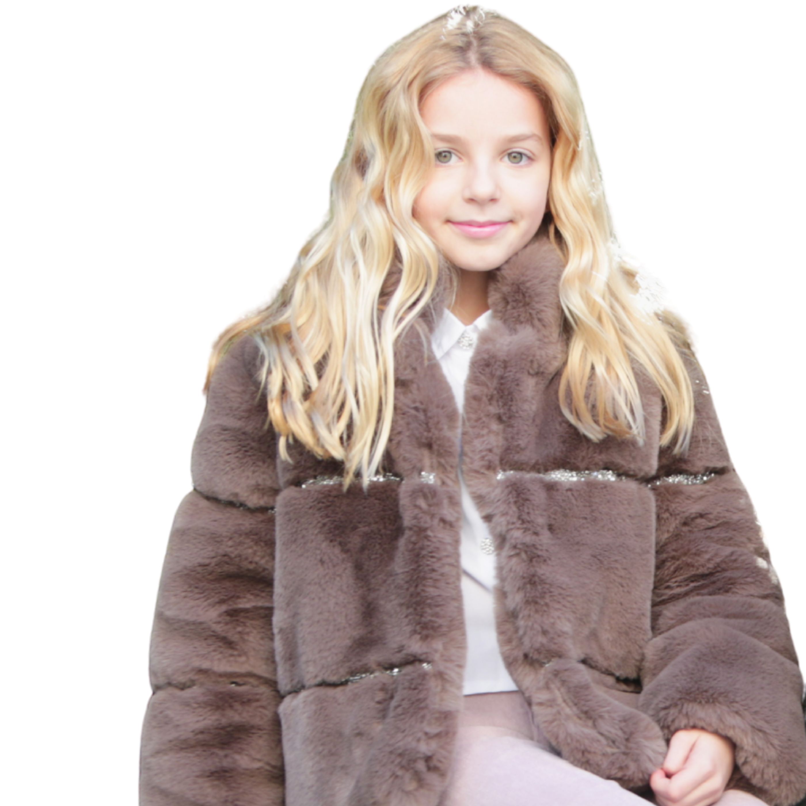 Chaqueta Corta Elegante para Niña en Color Marrón con Detalles de Brillo - Petit Alo, Manga Larga y Diseño Premium Infantil