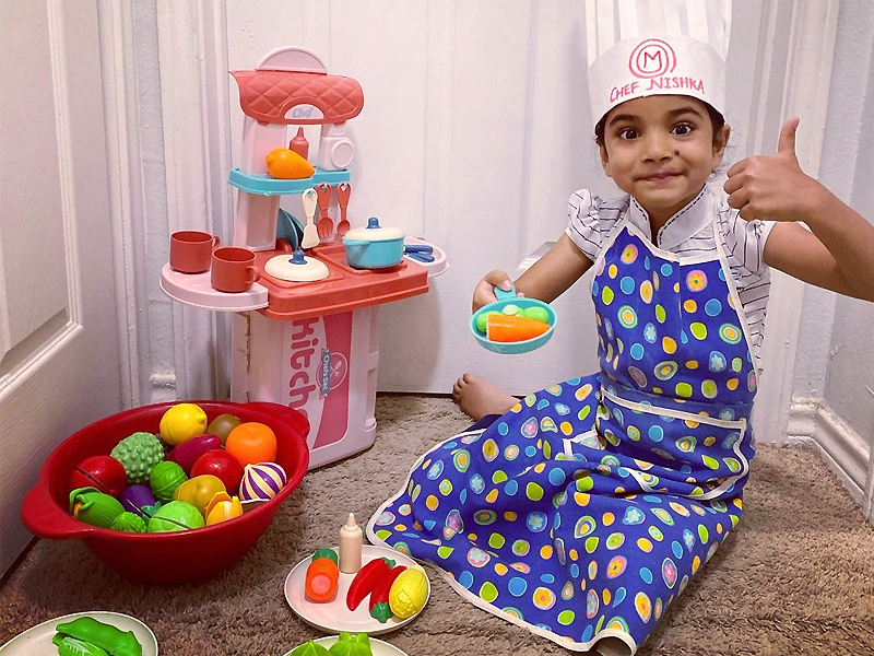 toddler kitchen set
