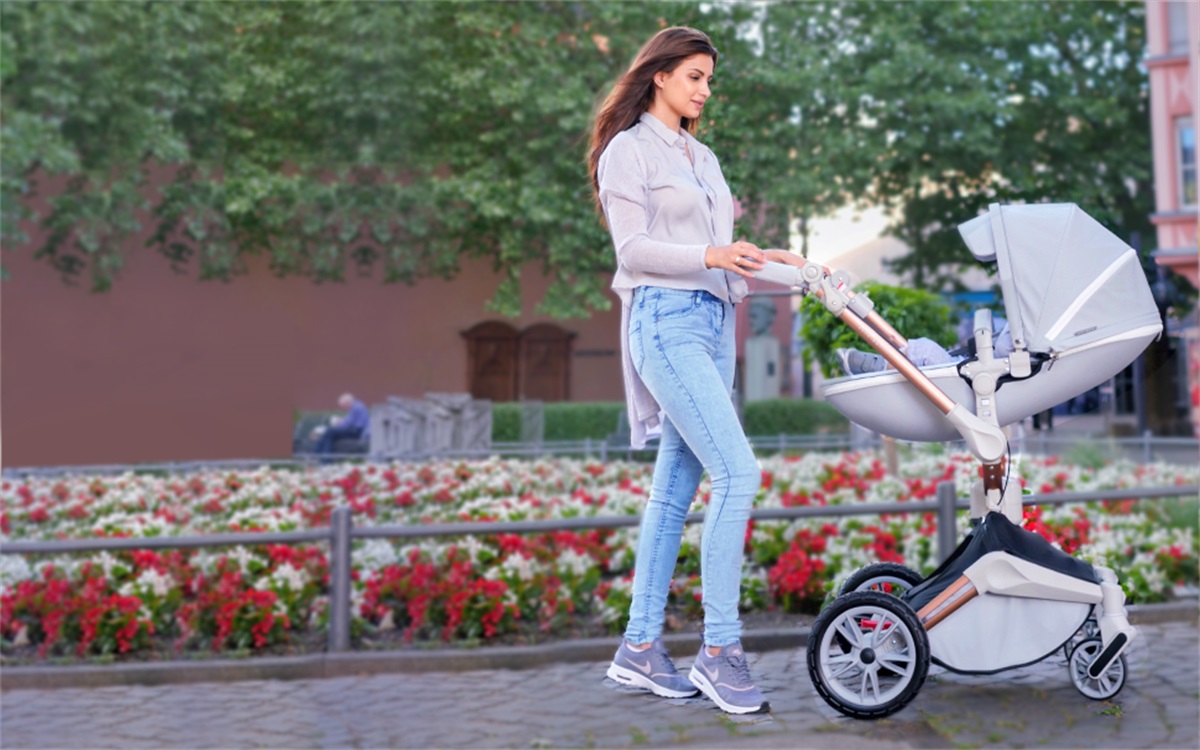 Hot mom sales pushchairs uk