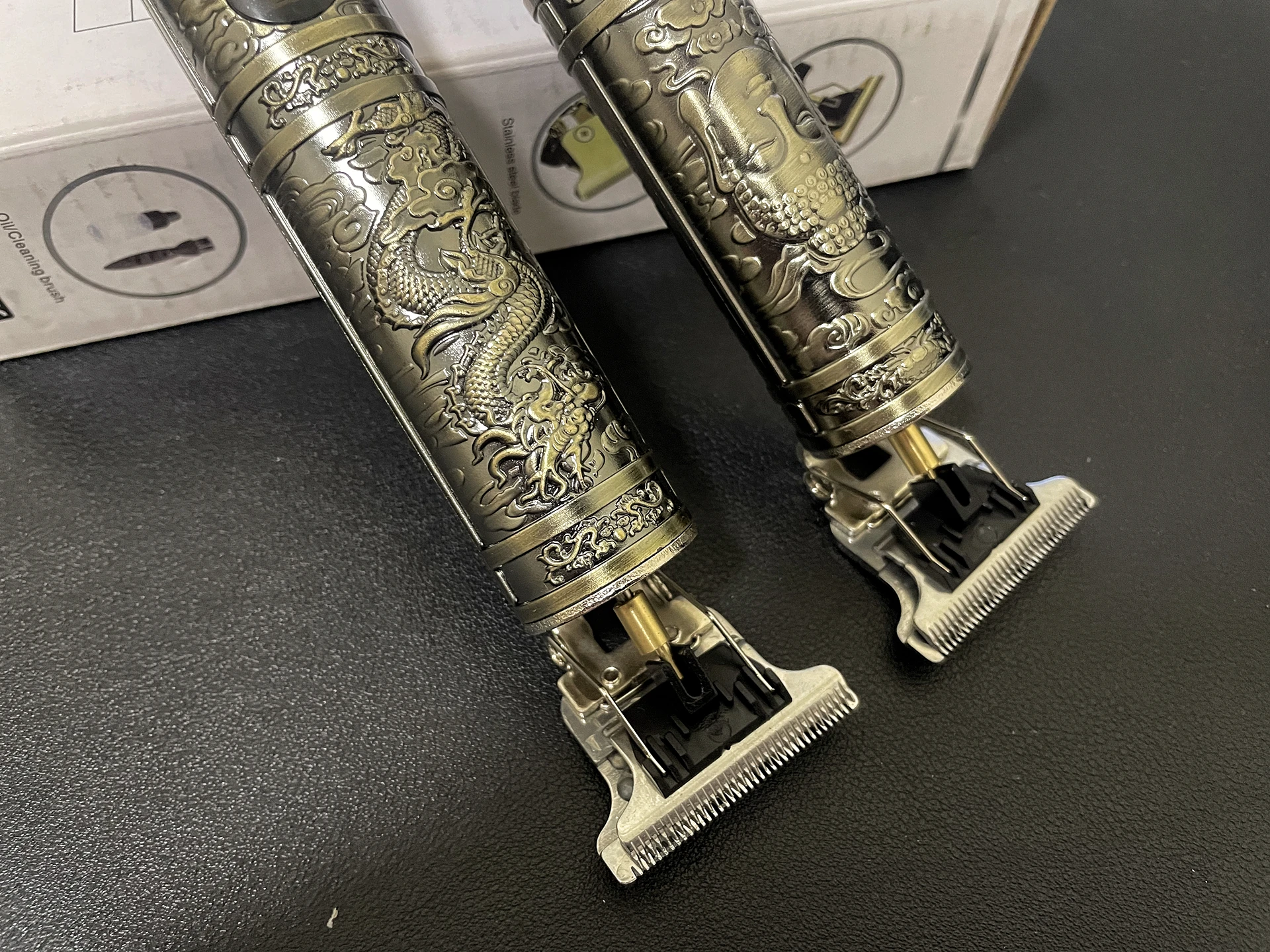 Tondeuse à cheveux électrique avec kit de barbier de voyage pour hommes_voghion.com
